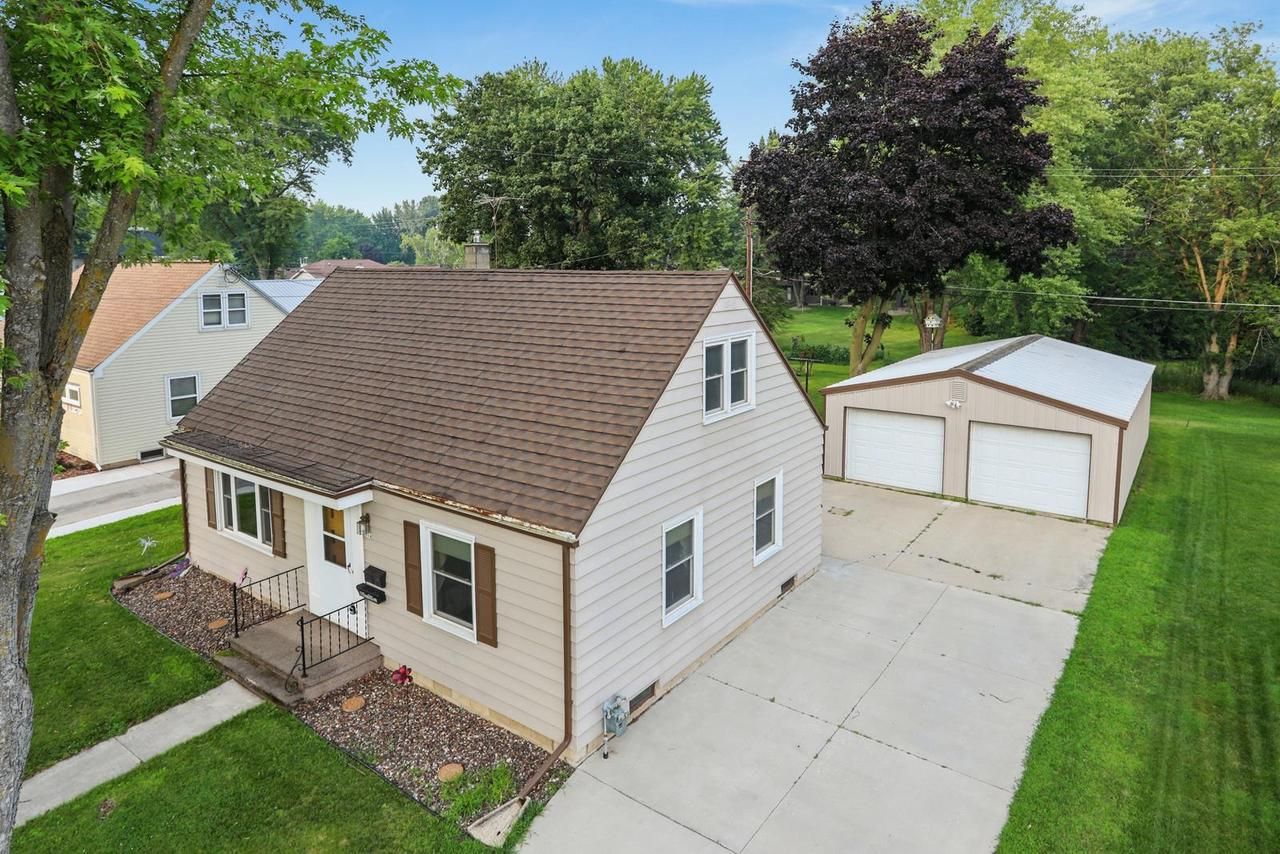 514 South Parkway Drive