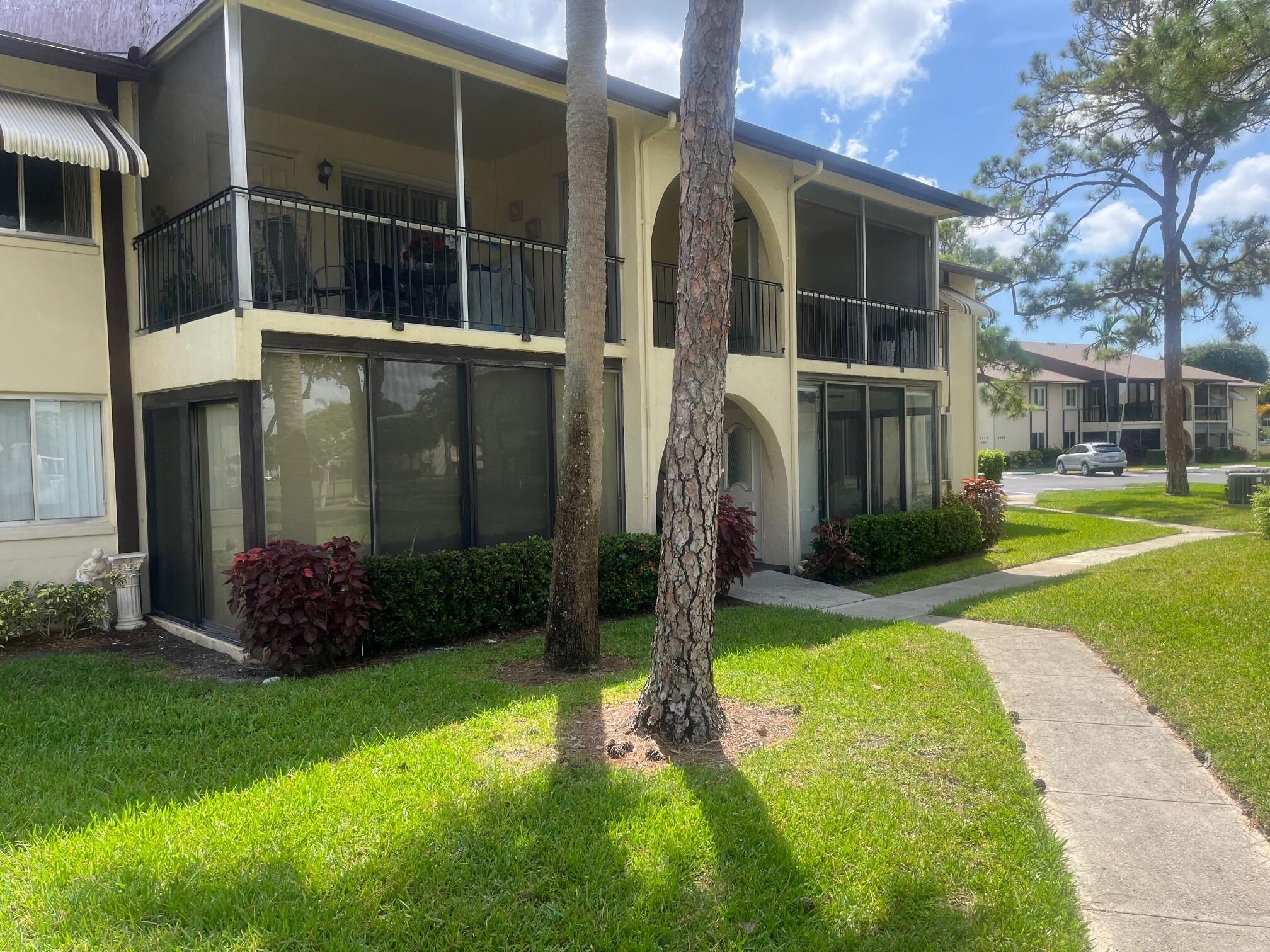 3487 La Palmas Court A-1