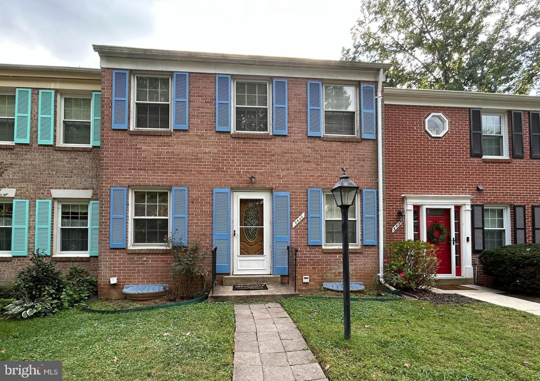 5432 Brixham Court