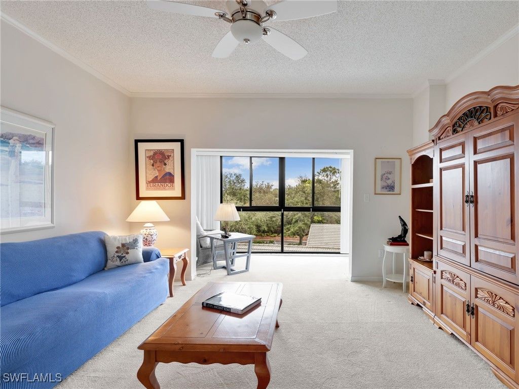 900 Arbor Lake Drive 9-301