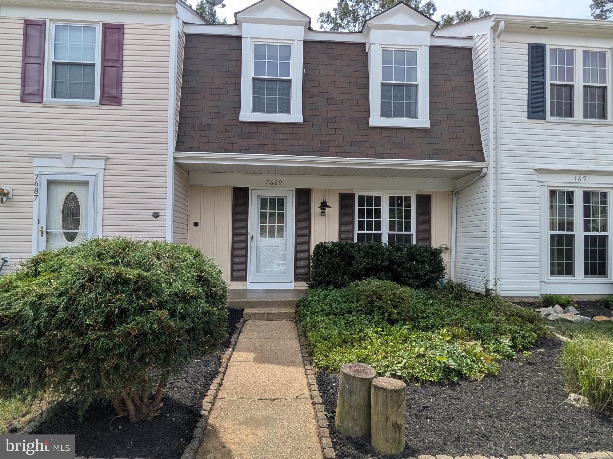 7689 Sheffield Village Lane