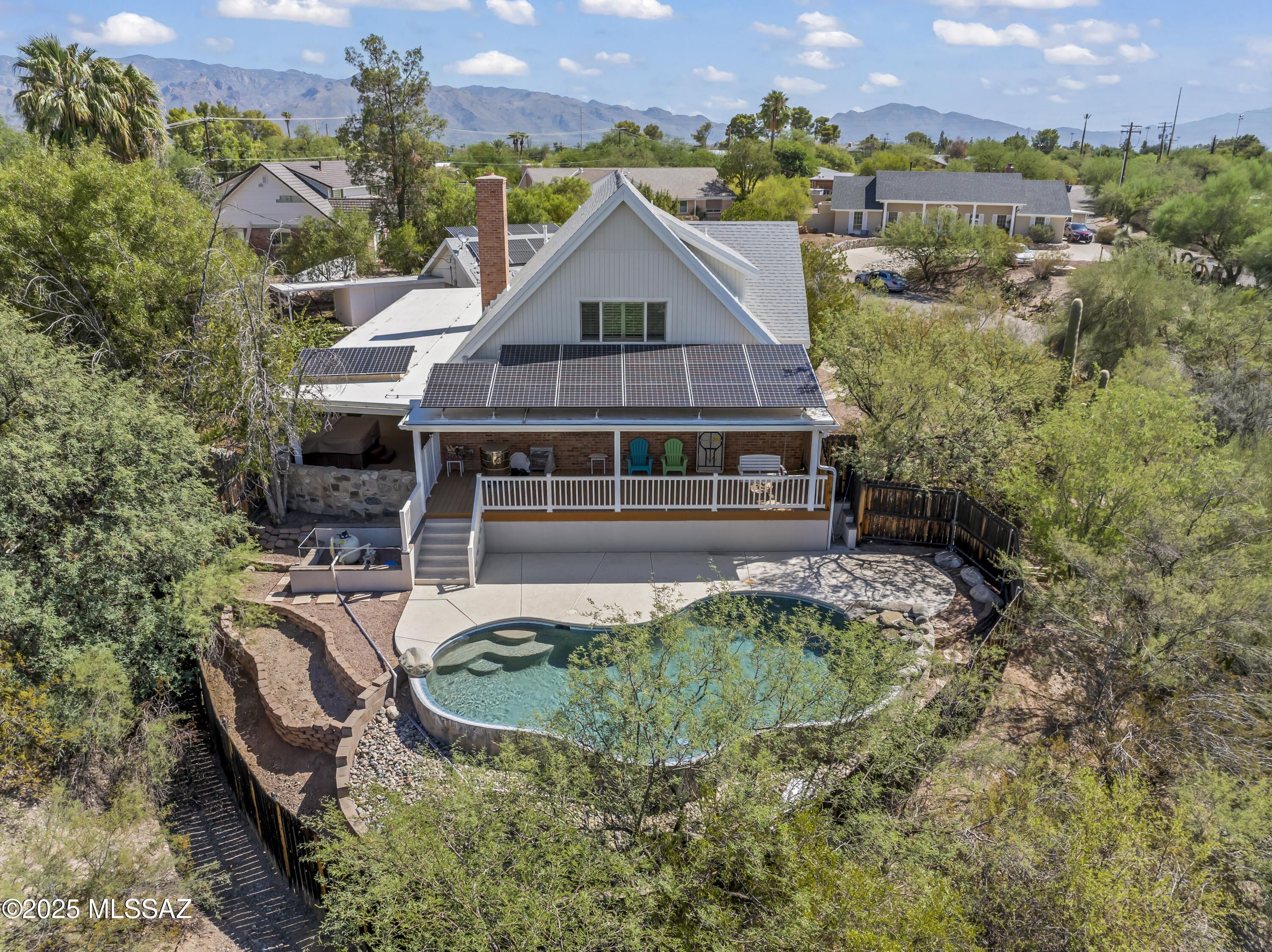 6939 E Crestline Drive