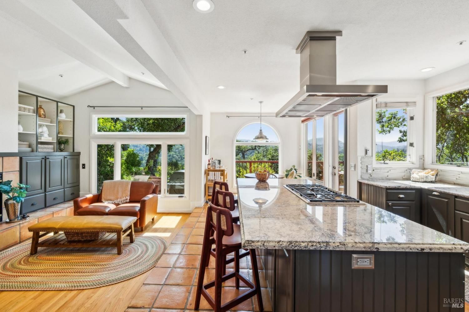 180 El Cerrito Avenue