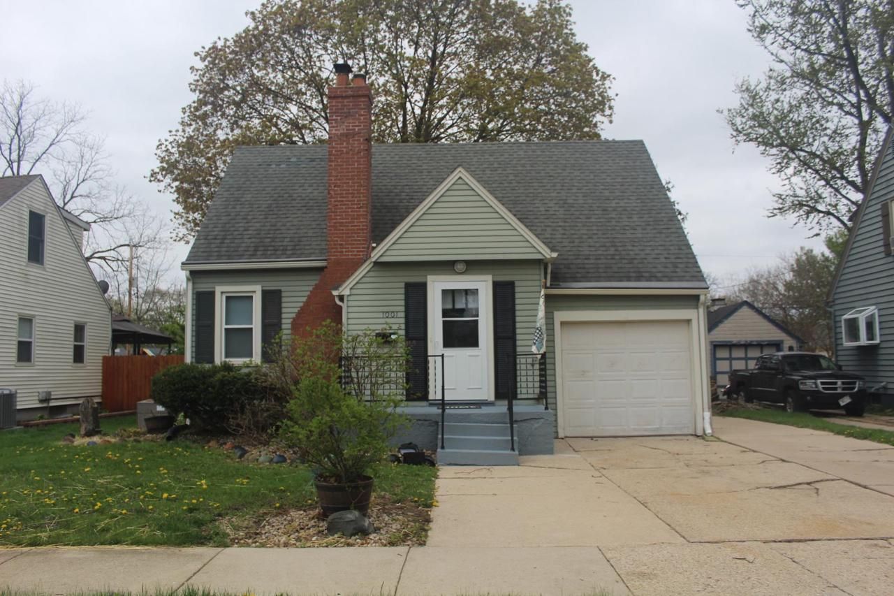 1001 Eisenhower Avenue