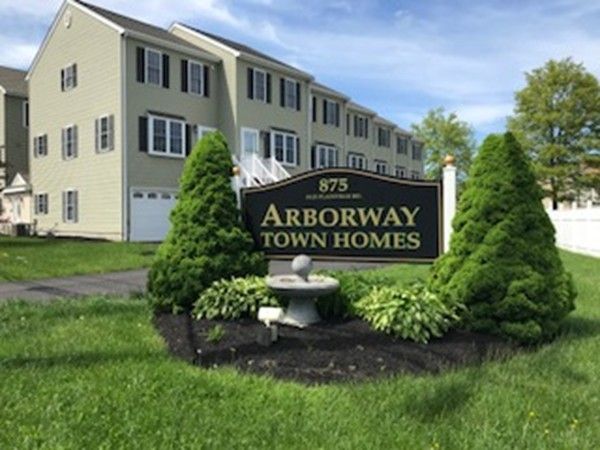 875 Old Plainville Rd E