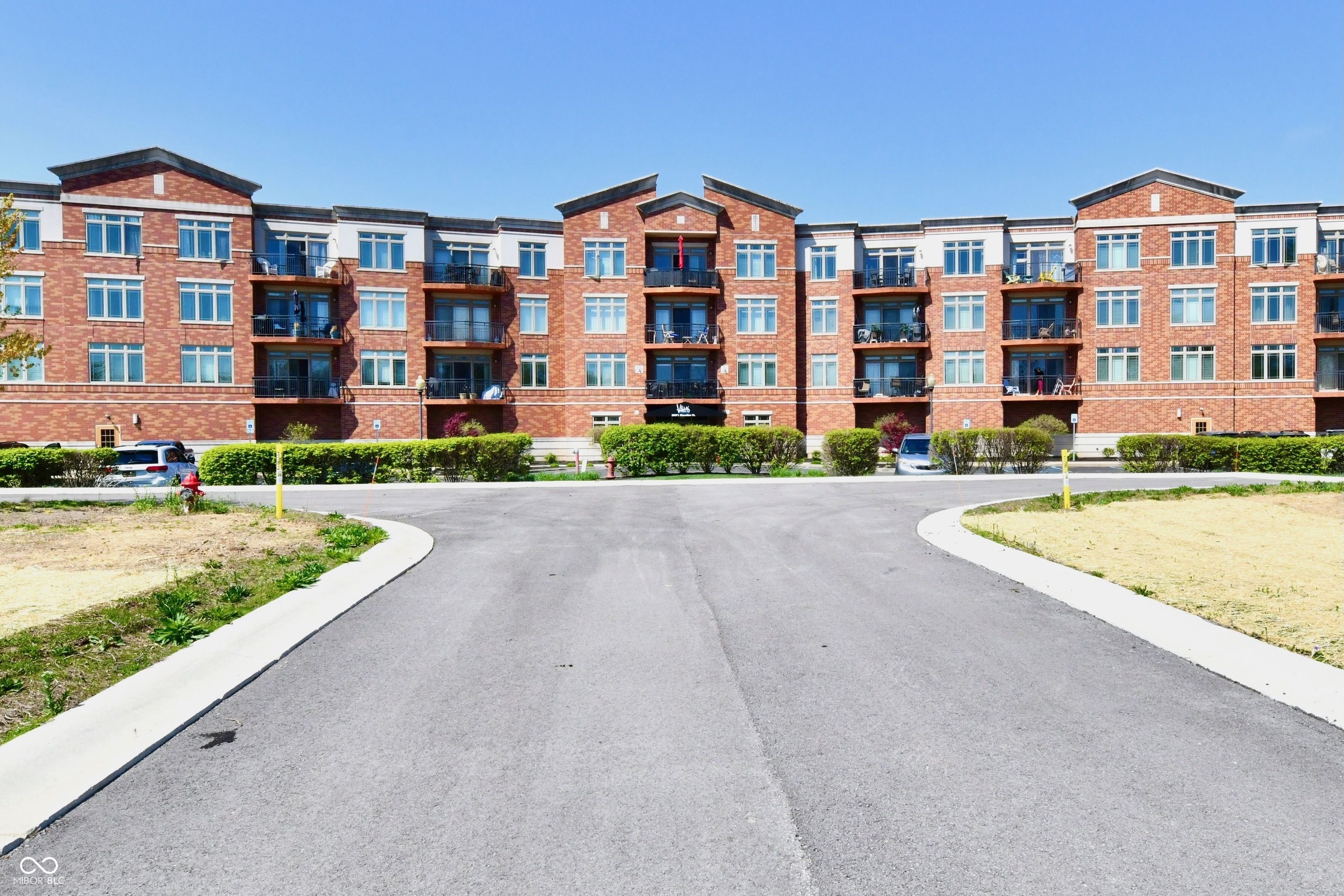 20971 Shoreline Court 302