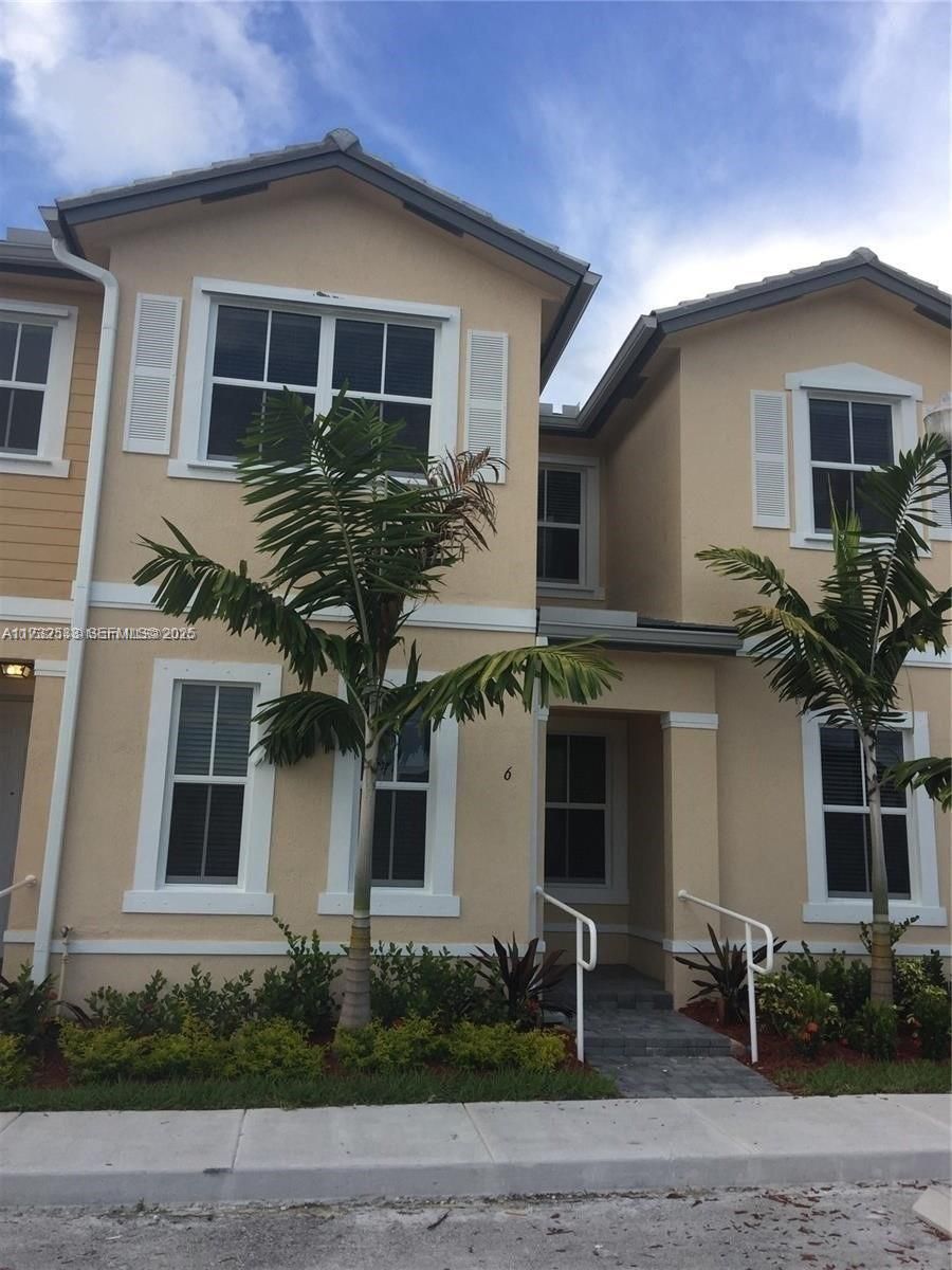 2819 Se 1st Drive 6