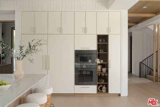 151 S Westgate Avenue