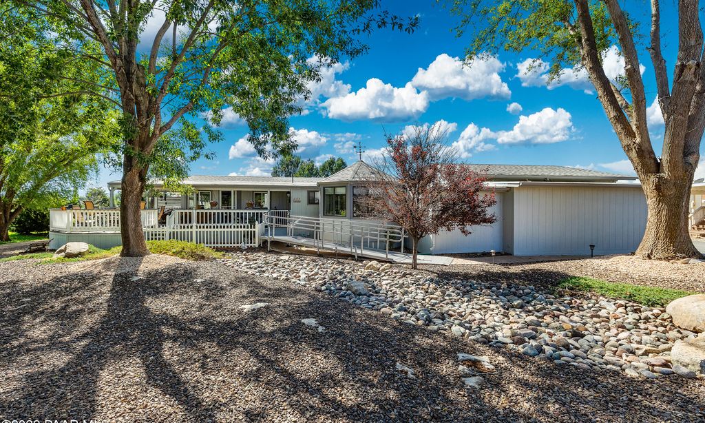 The Villages at Lynx Creek