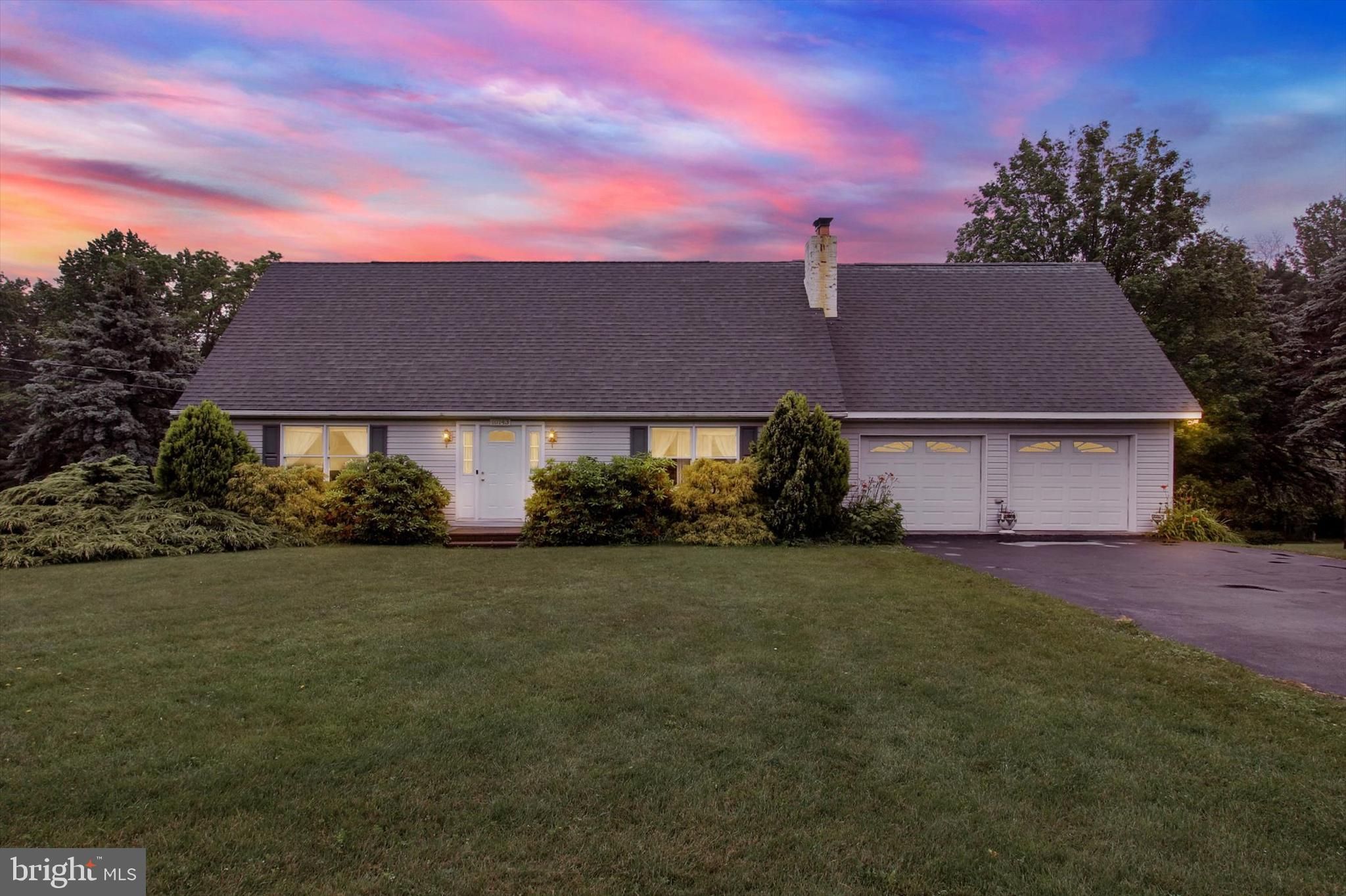 10743 South Mountain Road