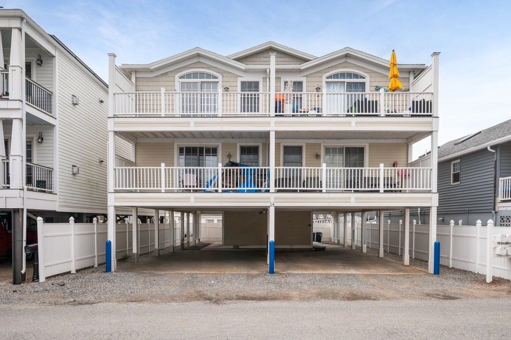 14 Atlantic Avenue D