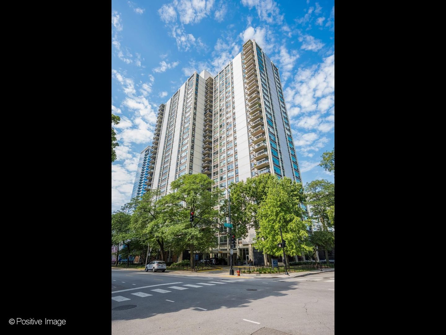 1255 N Sandburg Terrace 2406