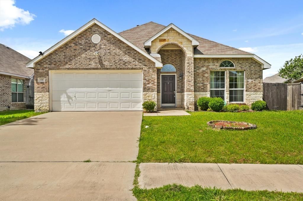 131 Wandering Drive