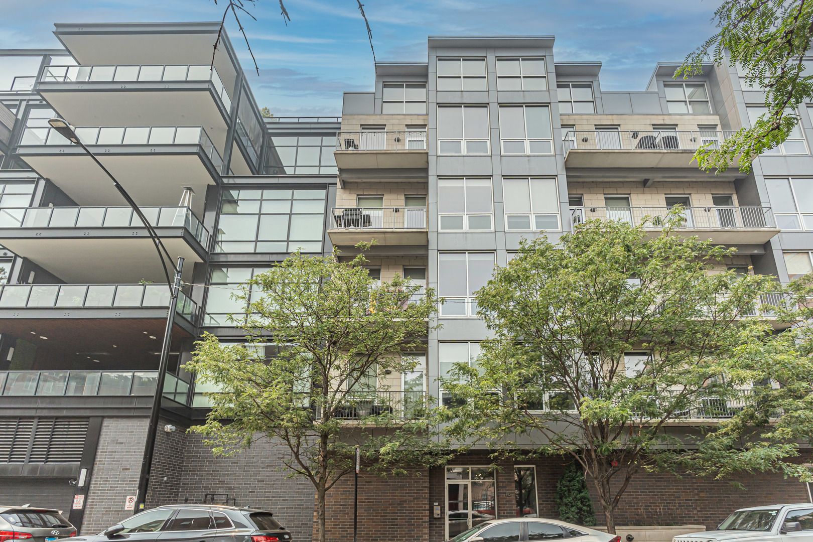 16 N Carpenter Street 3N