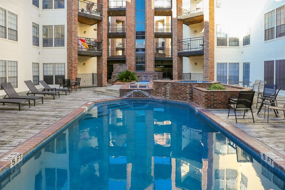 3001 Cedar Street A-208