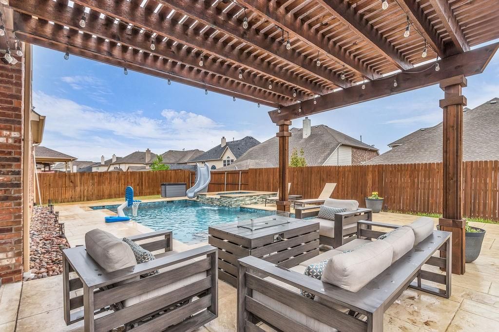 2461 Playa Del Mar Drive