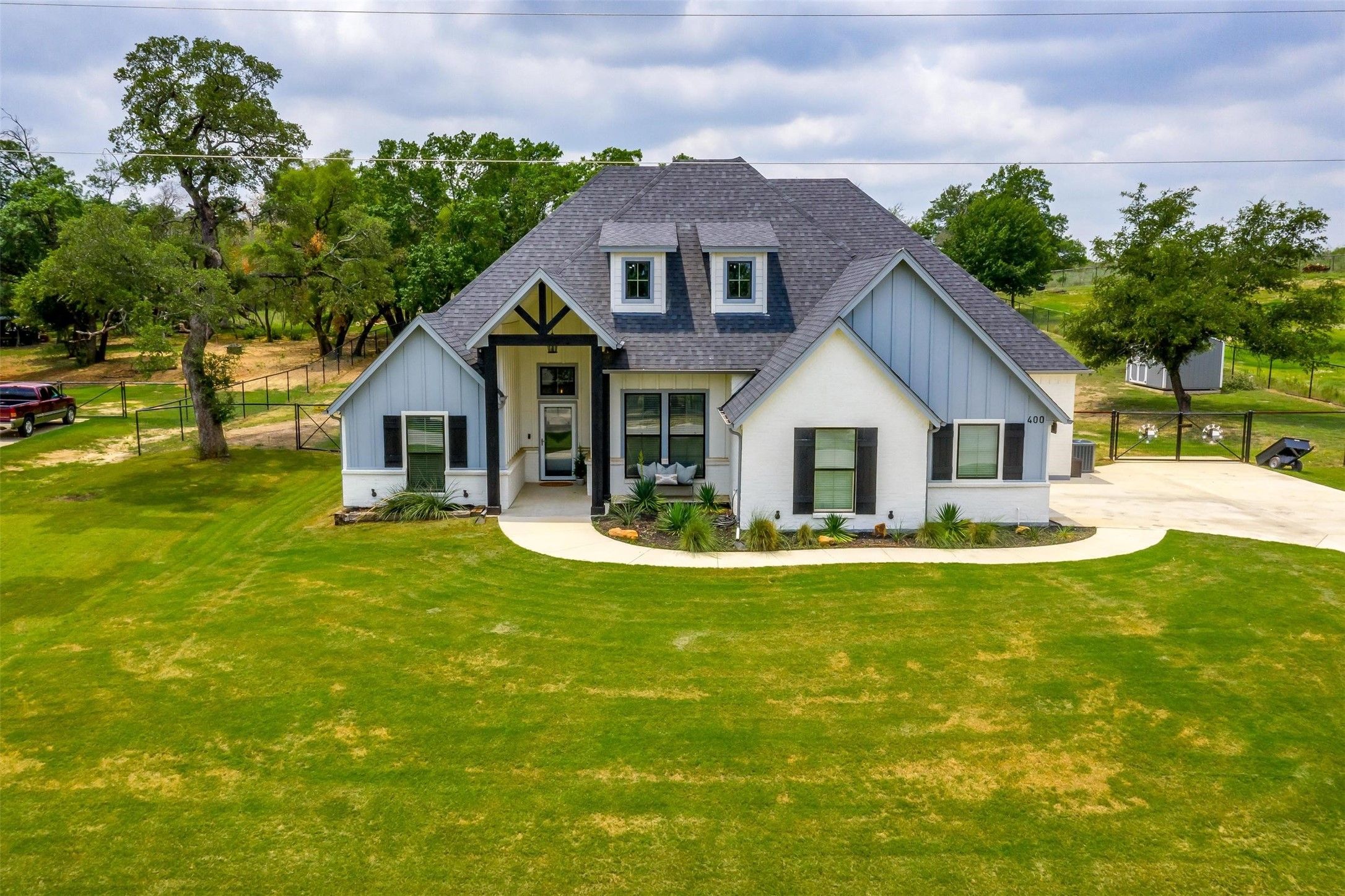 400 Scenic Wood Drive