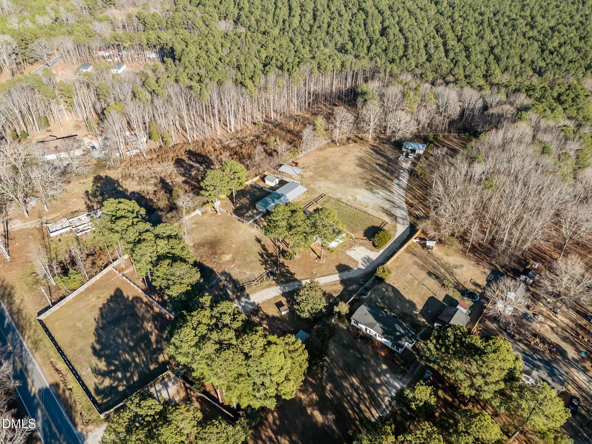 8260 N Carolina 42