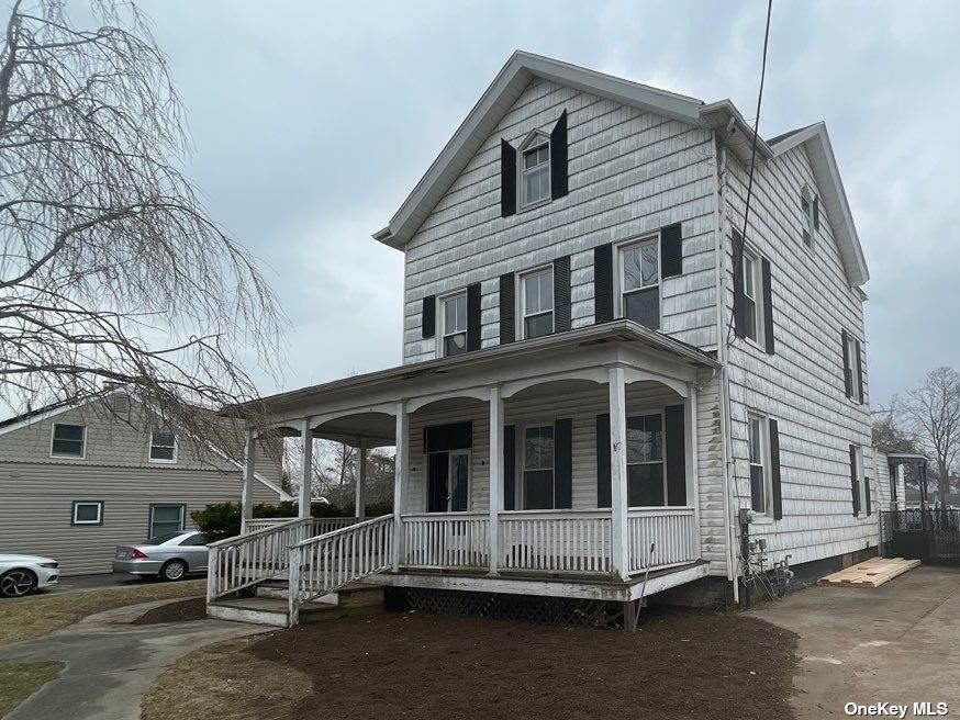 36 Shore Lane
