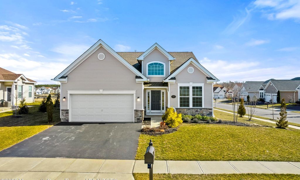 Paramount Escapes Ocean Breeze