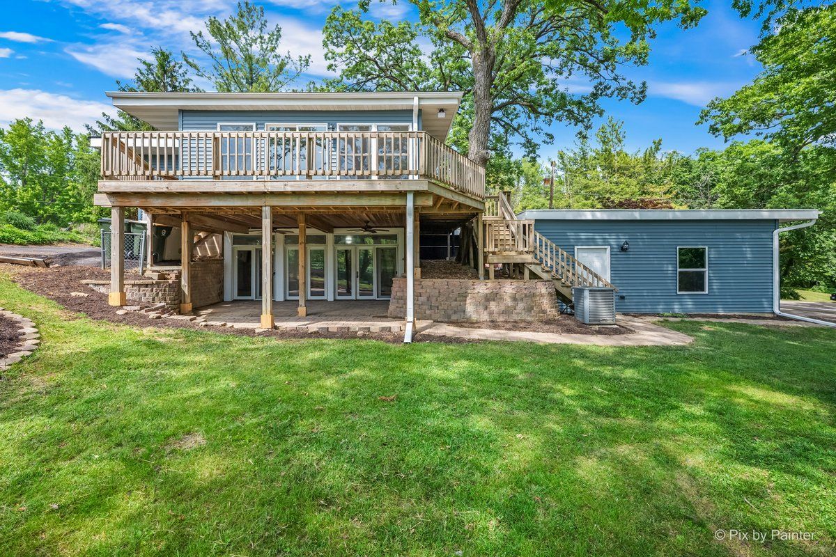 368 Holiday Drive