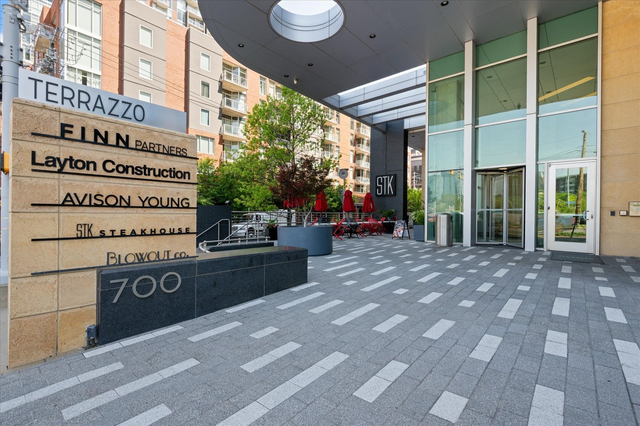 700 12th Ave S 1104