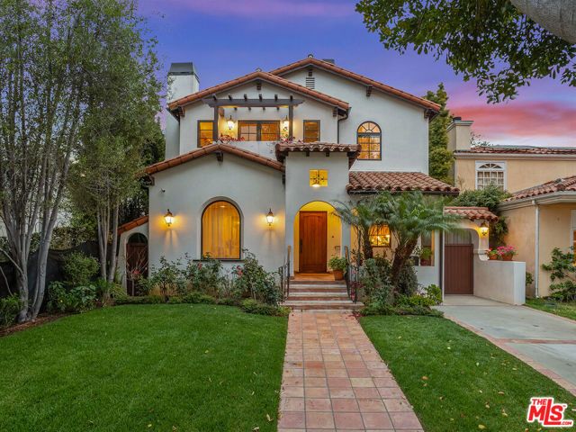 2026 Greenfield Avenue