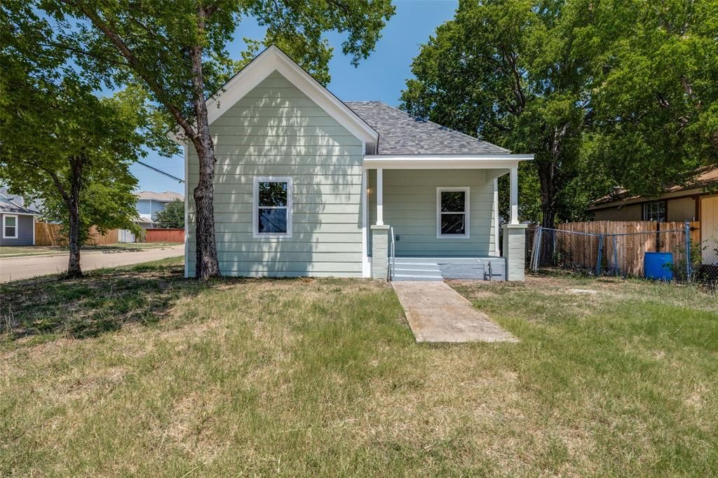 1601 E Cannon Street