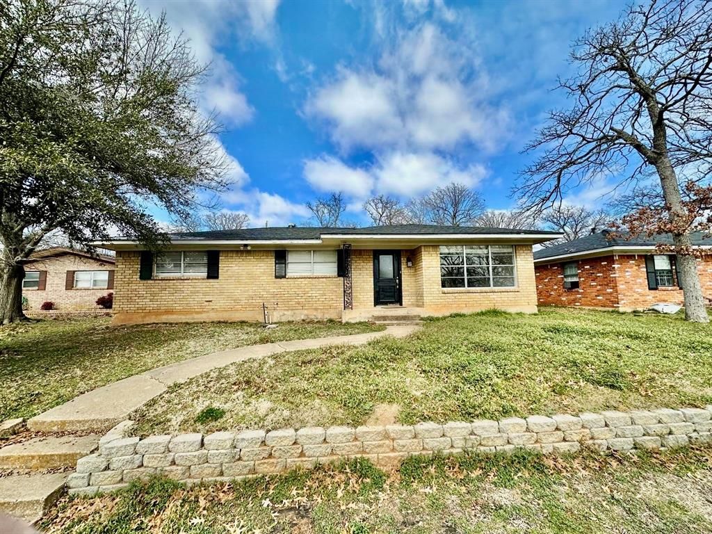 903 Seymore Circle