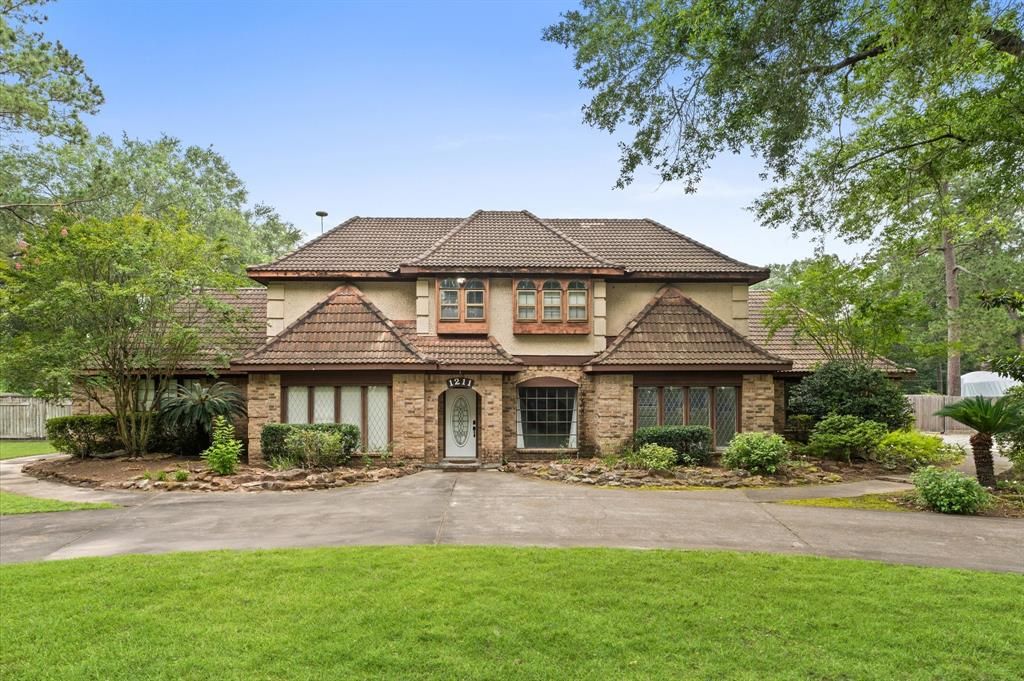 1211 Sycamore Lane
