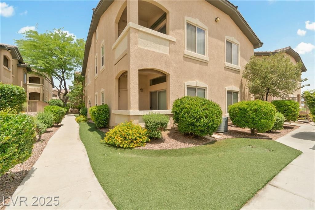 8985 South Durango Drive 1177