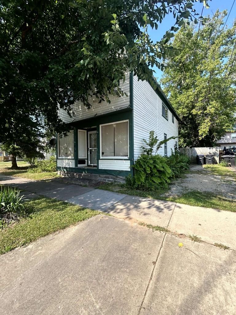 107 South Andrews Street