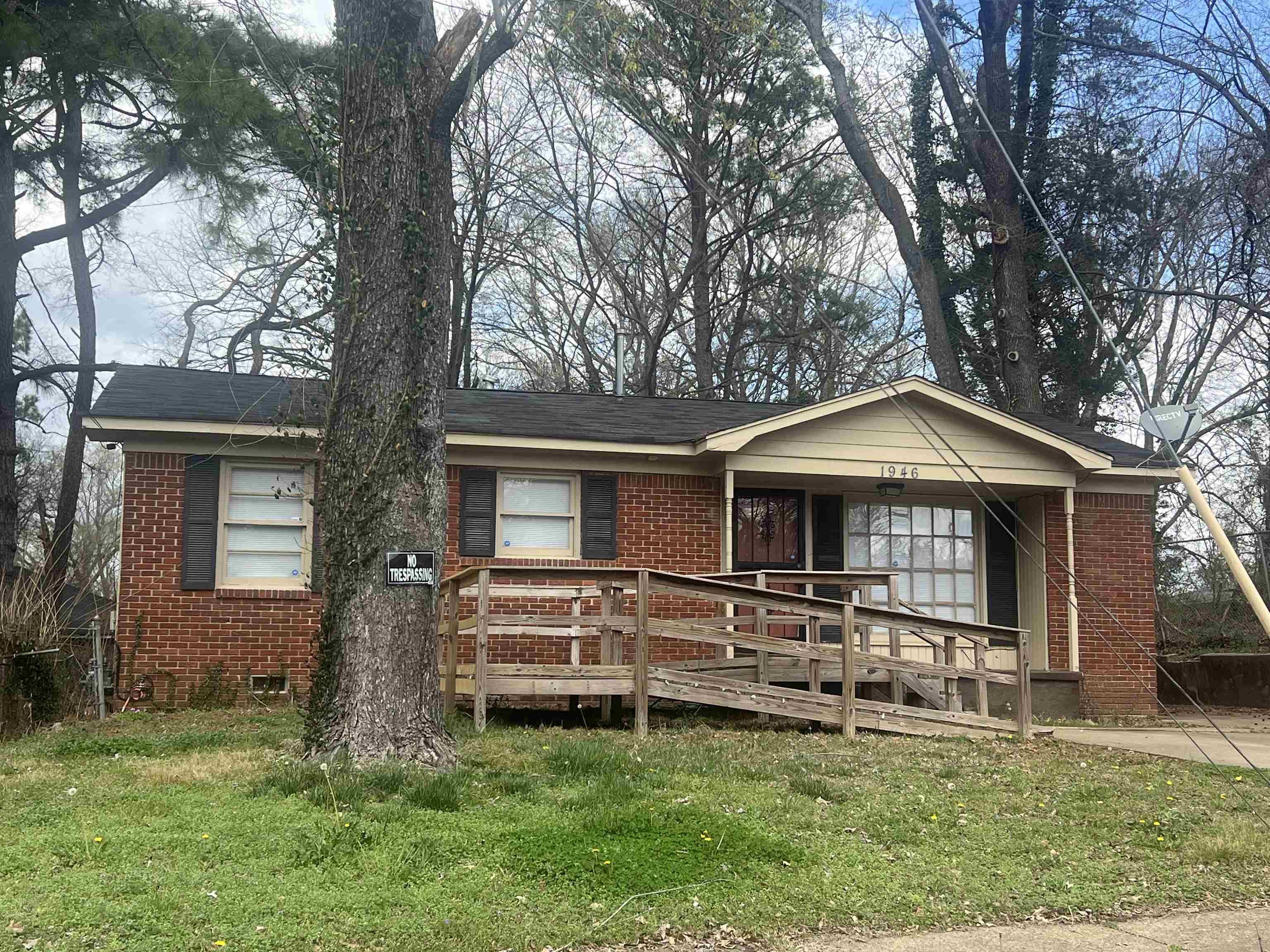 1946 Willow Wood Ave