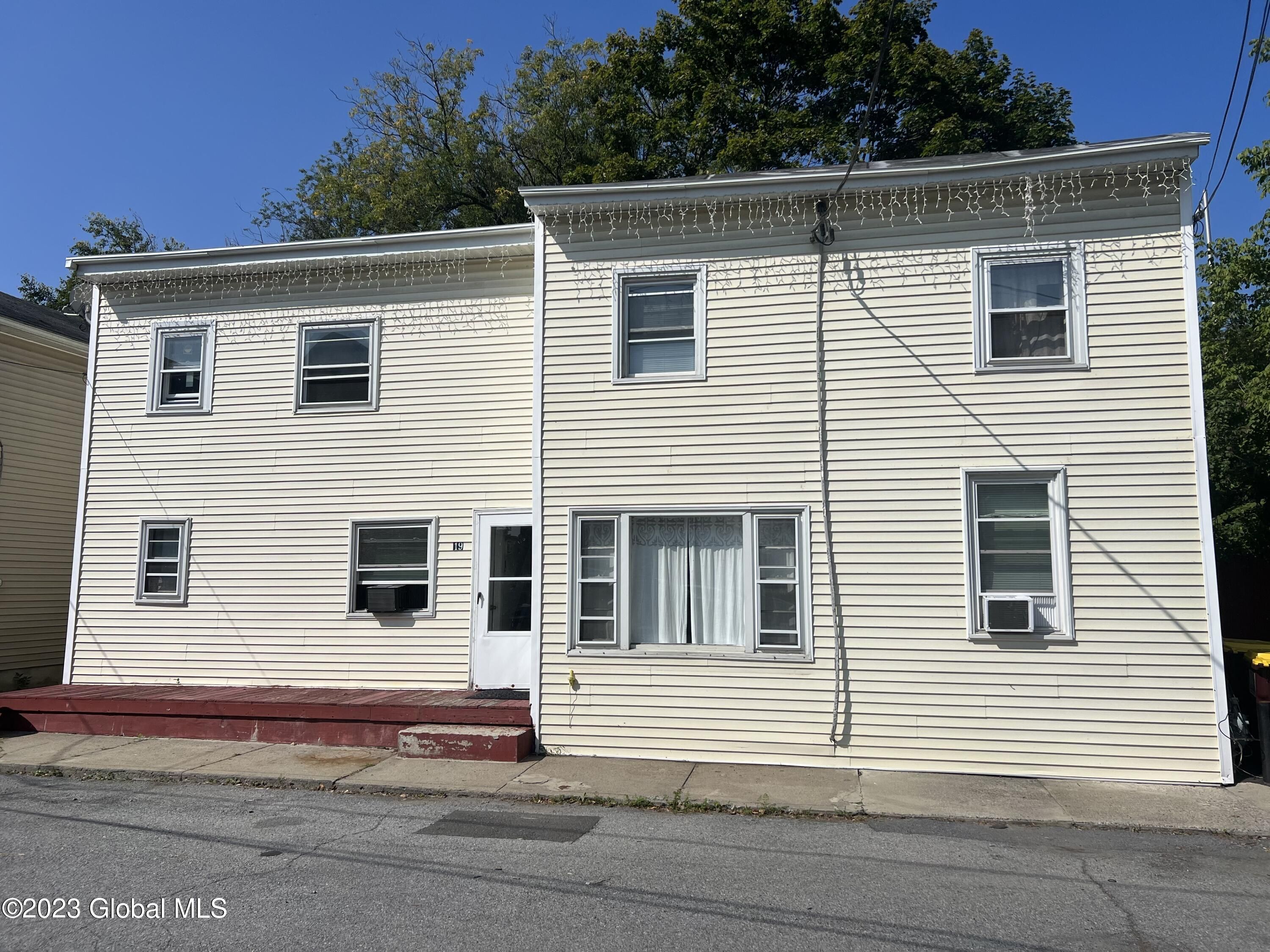 19-21 Penrose Avenue