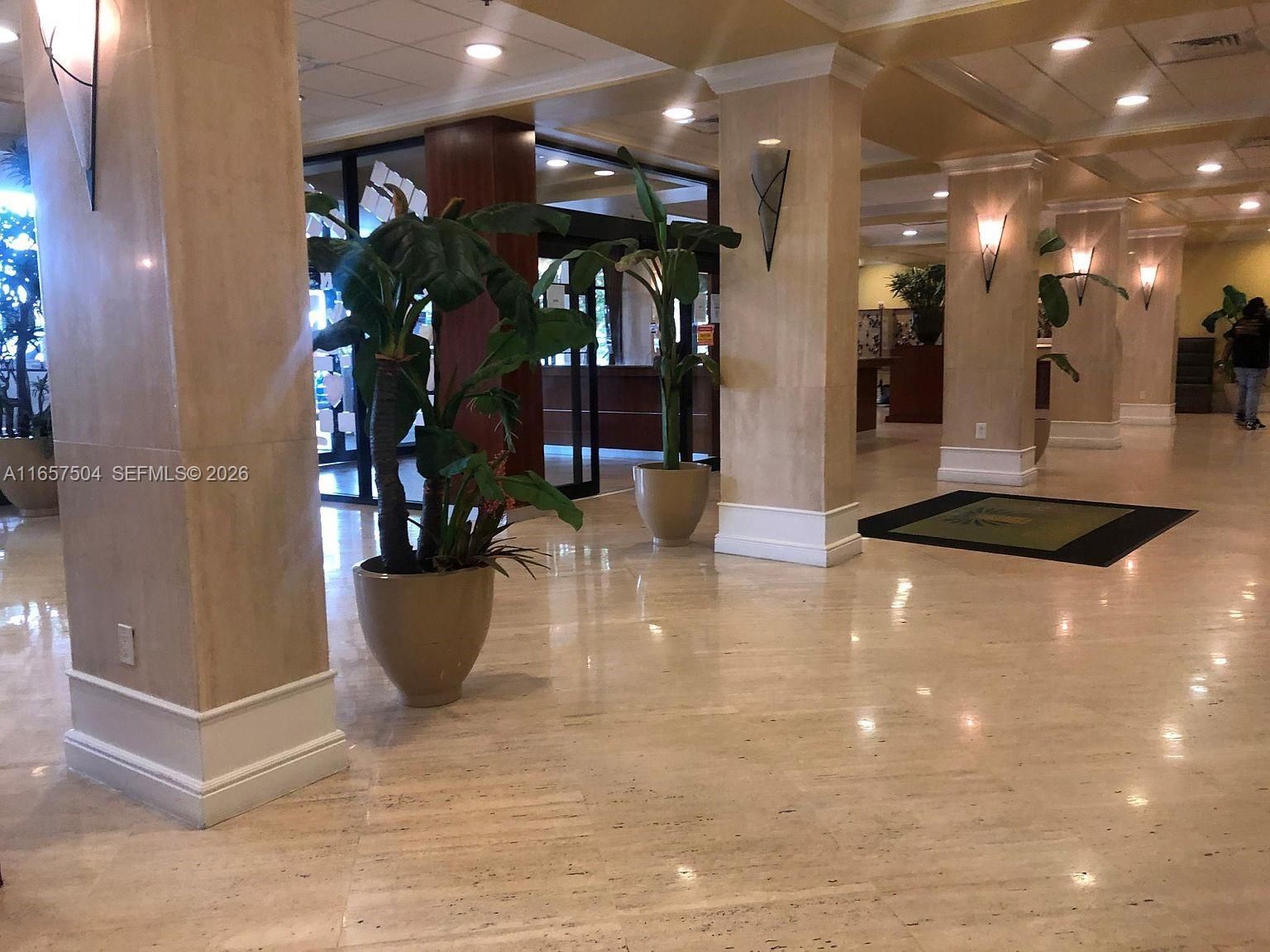 400 Kings Point Drive 328