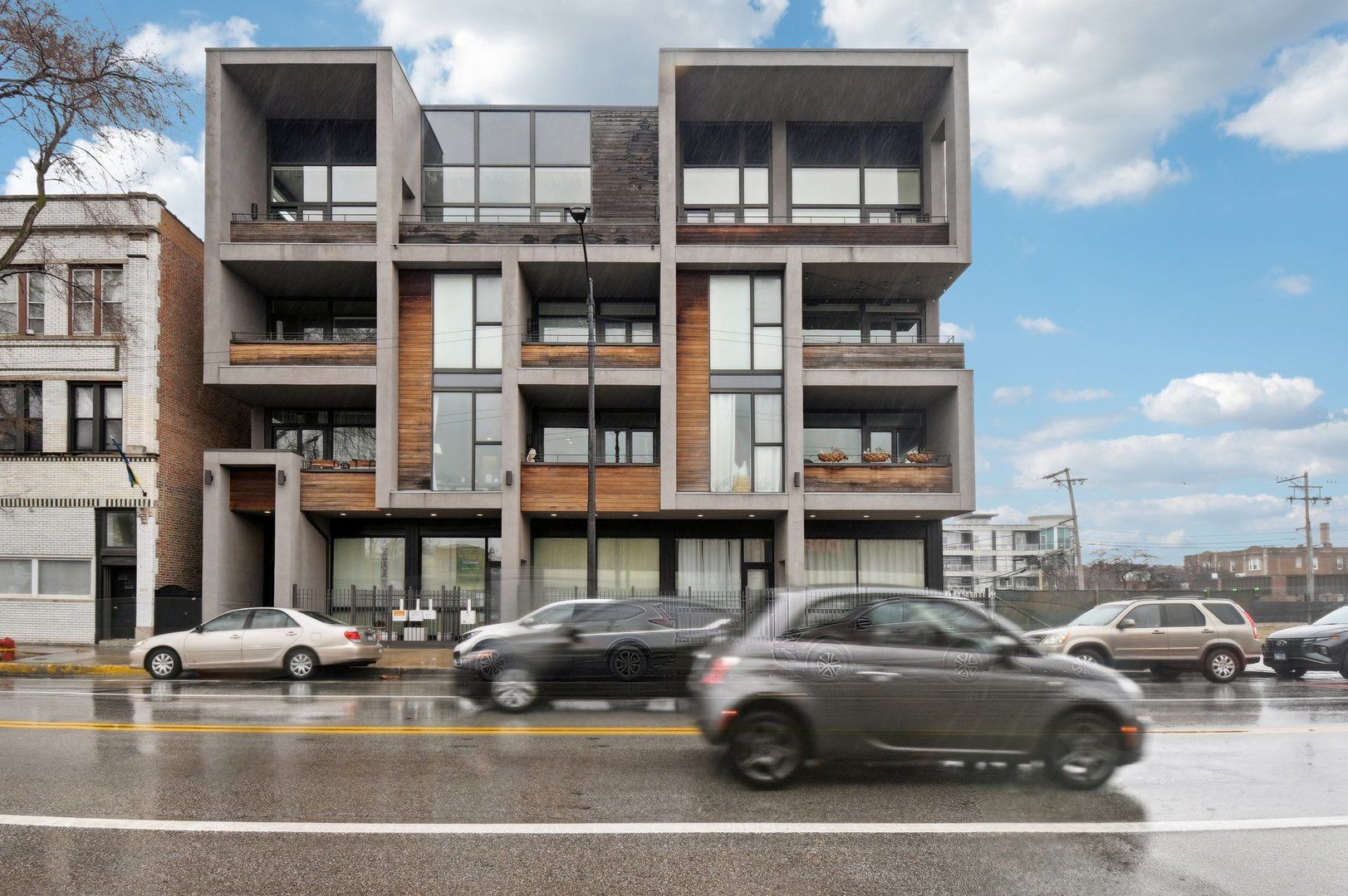 2424 W Chicago Avenue 202