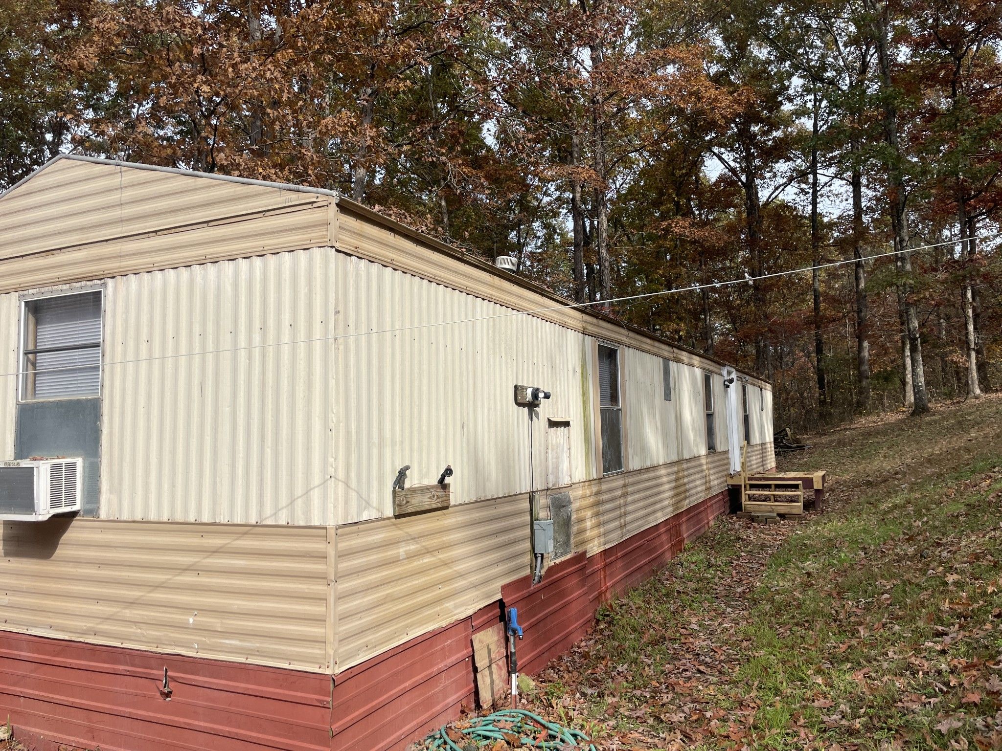 2203 Deer Lake Dr