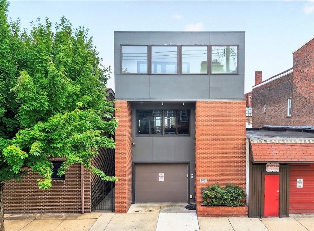 2021 Sarah St