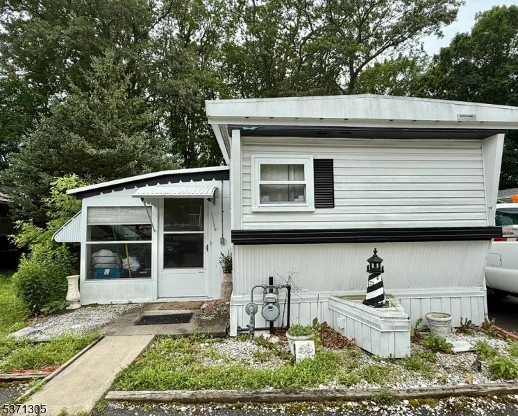 93 Mount Pleasant Avenue C2 C2