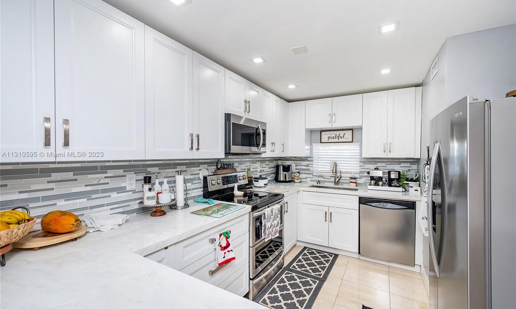 Hollybrook Golf and Tennis Club