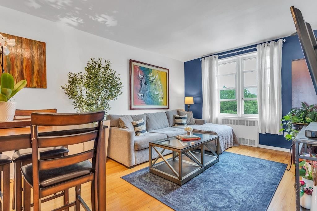88-01 35th Avenue 5F
