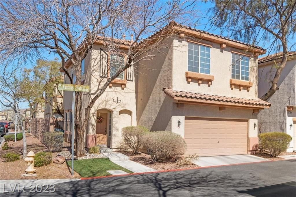 8912 Nautilus Vista Court