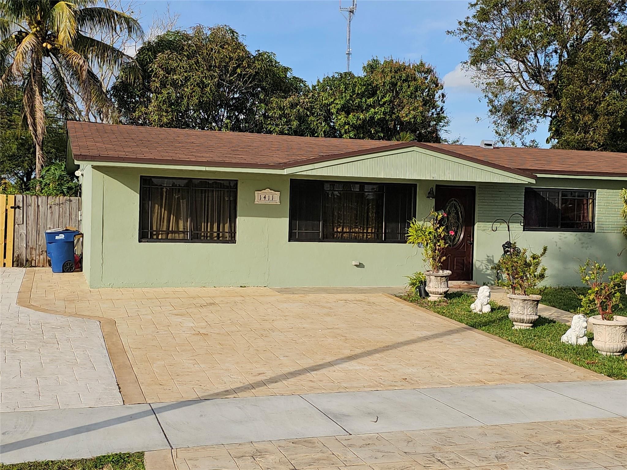 1411 Nw 202nd Street