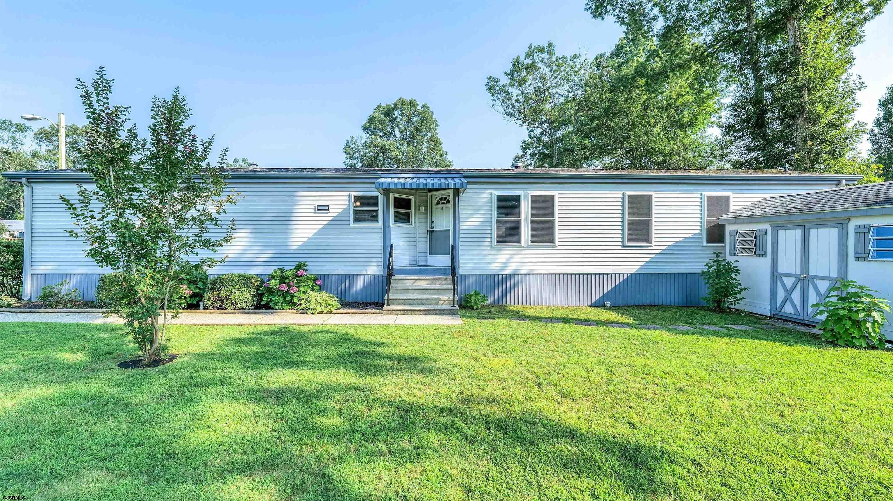 109 Mast Dr