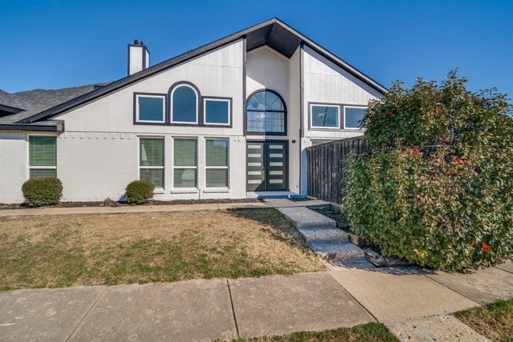 365 Crooked Lane