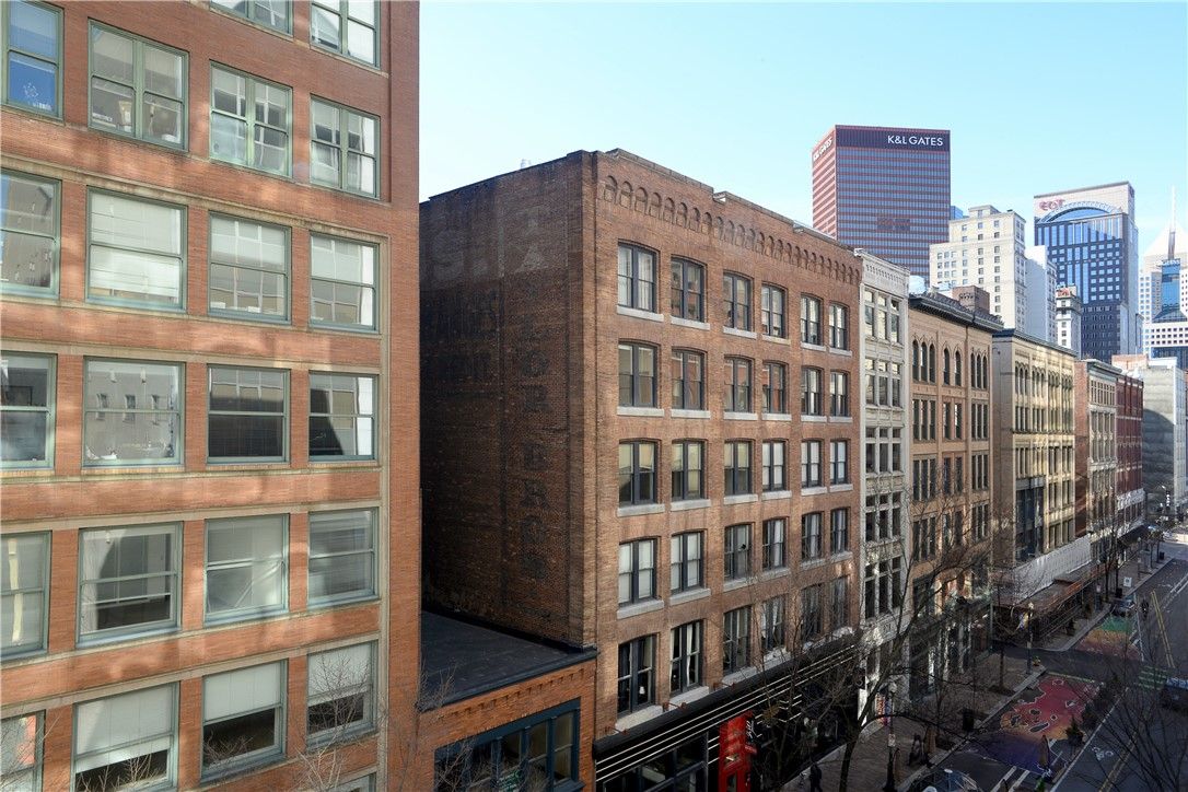 941 Penn Ave 401