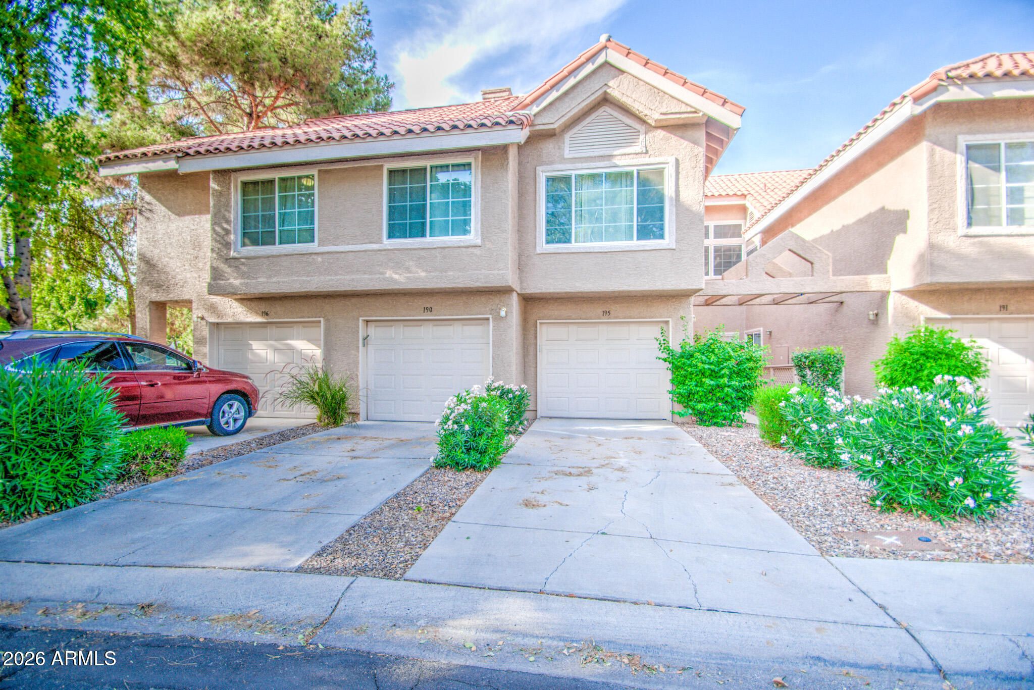 1633 E Lakeside Drive 195