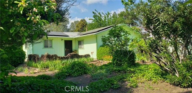 14002 Lakeshore Drive