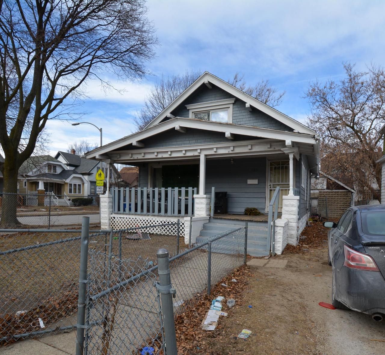 1532 W Concordia Avenue