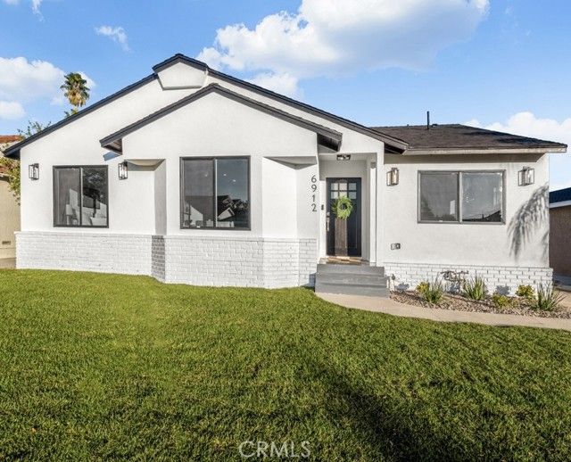 6912 Mclennan Avenue